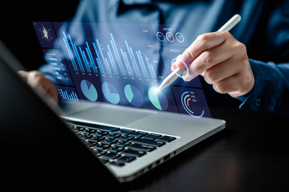 INFINI Marketing person analyzing data chart on visual screen abstract