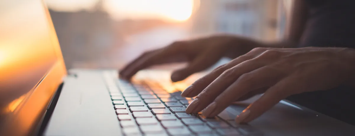 Houston marketing company content writer writing blogs for SEO