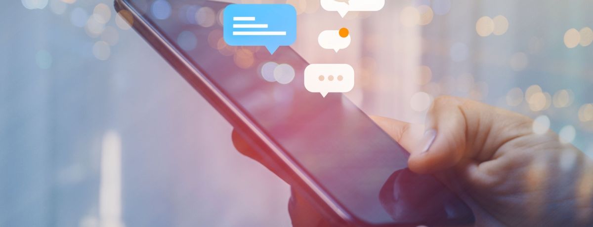 Integrate social media into Houston web design