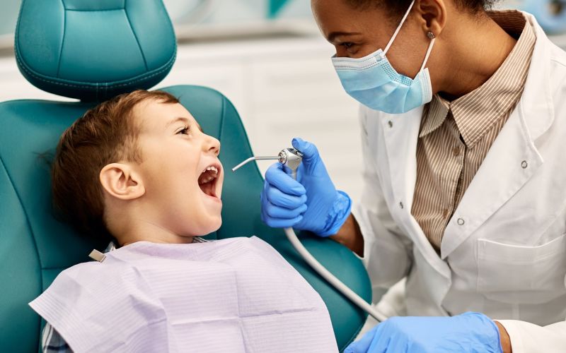houston dentist treating a pediatric patient